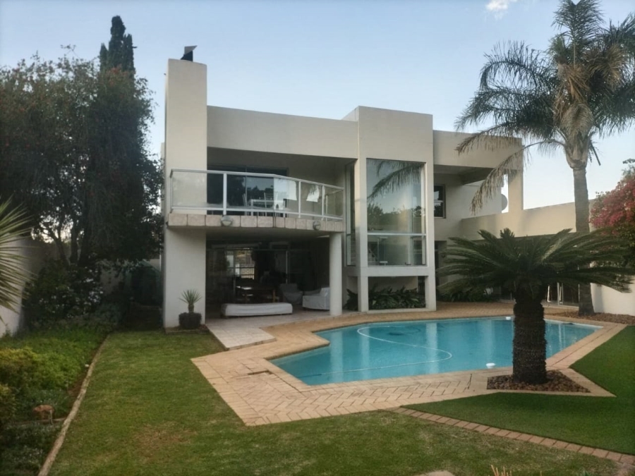 4 Bedroom Property for Sale in Heuwelsig Free State